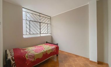 Venta De Casa En Urb. Alameda De Lima Norte I, Distrito De Santa Rosa, Lima