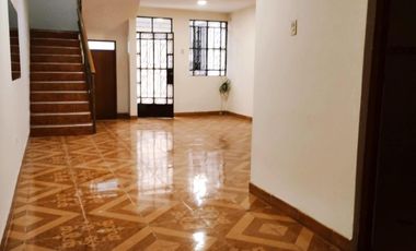 VENTA DE CASA EN LANCASTER-ATE