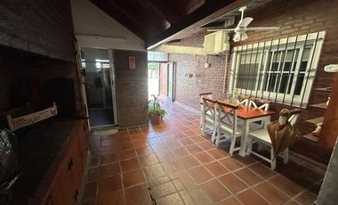 Venta casaquinta Sauce Viejo