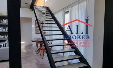 EXCELENTE CASA EN ALTOS DE CAMPO GRANDE