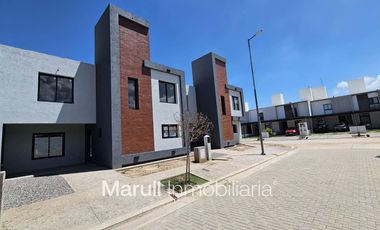 Duplex en venta 3 dormitorios La Calandria