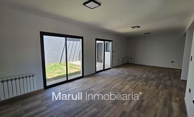 Duplex en venta 3 dormitorios La Calandria