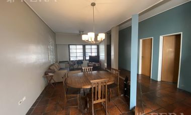Venta casa 5 ambientes con cochera en Wilde