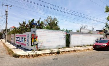 En Renta, Terreno en esquina de 500 m2 en Av. Yucatán ideal para tu negocio