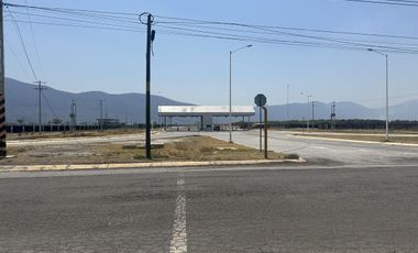 Terreno en venta a pie de carretera carretera libre a Acatlán de Juárez