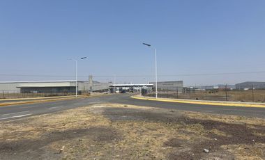 Terreno en venta a pie de carretera carretera libre a Acatlán de Juárez