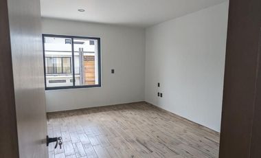 CASA EN VENTA EN COTO ARGENTA ZAPOPAN