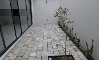 CASA EN VENTA EN COTO ARGENTA ZAPOPAN