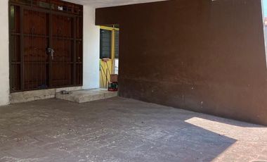 CASA EN VENTA RESIDENCIAL REVOLUCIÓN