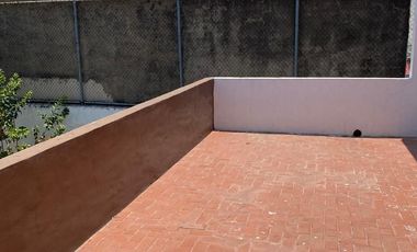 CASA EN VENTA RESIDENCIAL REVOLUCIÓN