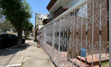 CASA EN VENTA RESIDENCIAL REVOLUCIÓN