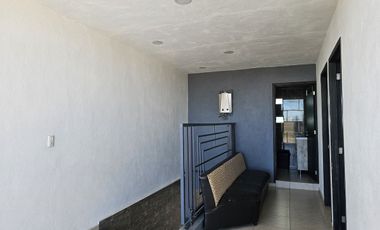 Bonita Casa / Terraza con Alberca