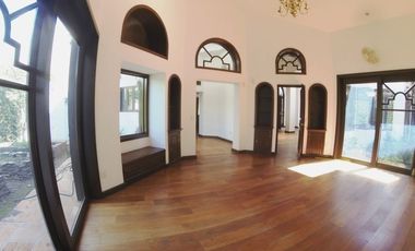 Casa de Lujo Alberca una Sola Planta  Colinas