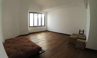 Casa de Lujo Alberca una Sola Planta  Colinas
