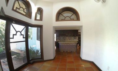 Casa de Lujo Alberca una Sola Planta  Colinas