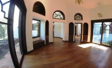 Casa de Lujo Alberca una Sola Planta  Colinas