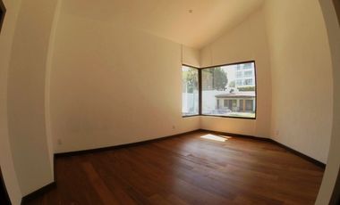 Casa de Lujo Alberca una Sola Planta  Colinas
