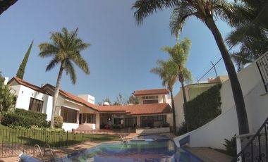 Casa de Lujo Alberca una Sola Planta  Colinas