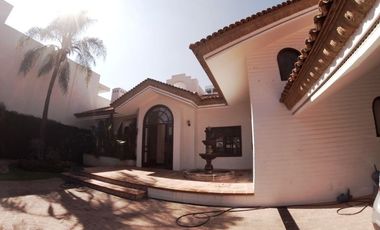 Casa de Lujo Alberca una Sola Planta  Colinas