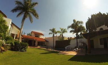Casa de Lujo Alberca una Sola Planta  Colinas
