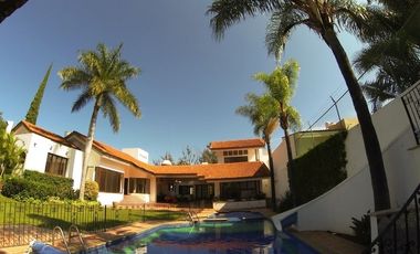 Casa de Lujo Alberca una Sola Planta  Colinas