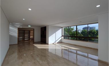 8009995 Arriendo Apartamento en el Poblado Loma del Campestre