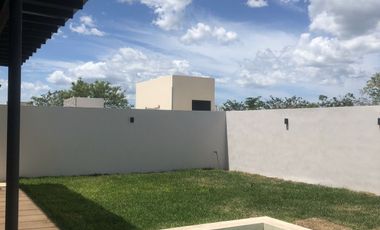 3 HERMOSAS RESIDENCIAS EN VENTA EN TIXCUYTUN MERIDA YUCATAN