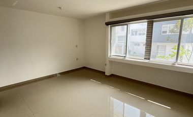 CASA EN VENTA EN FRACCIONAMIENTO PUNTA DIAMANTE