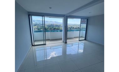 En venta apartamento Mediterrane Royal doble parqueadero y 3 depositos