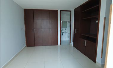 En venta apartamento Mediterrane Royal doble parqueadero y 3 depositos