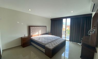 CASA LUJOSA EN RENTA DE 3 RECÁMARAS. CARMEN.CAMPECHE.