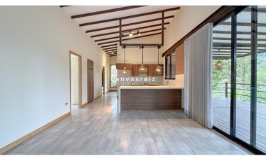 Venta de Casa Campestre Independiente en El Retiro
