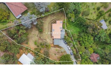 Venta de Casa Campestre Independiente en El Retiro