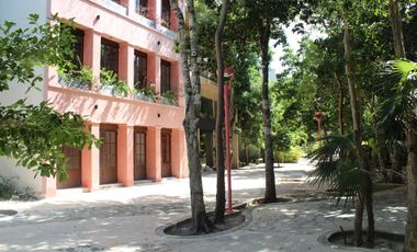 Local comercial en la calle más transitada de Aldea Zamá