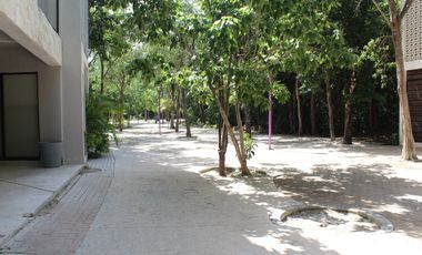 Local comercial en la calle más transitada de Aldea Zamá