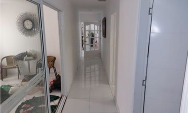 VENTA DE CASA EN LOS ALZARES ACABADOS DE LUJO