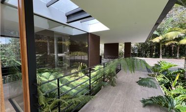 Luxury Home available for rent in Las Palmas Medellin