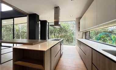 Luxury Home available for rent in Las Palmas Medellin
