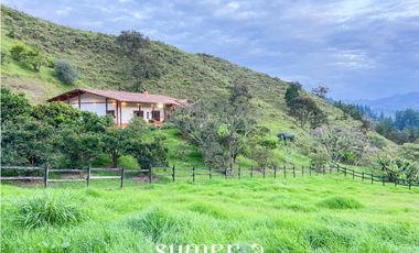 Casa campestre en  venta  el Retiro sector Montebello