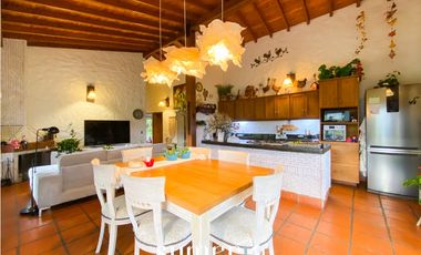 Casa campestre en  venta  el Retiro sector Montebello