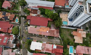 SE VENDE TERRENO Y CASA EN COCO DEL MAR, SAN FRANCISCO