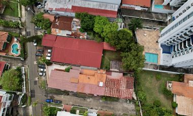 SE VENDE TERRENO Y CASA EN COCO DEL MAR, SAN FRANCISCO