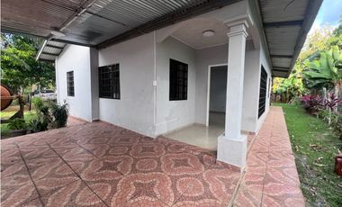 Amplia residencia a la venta en David