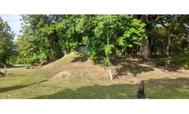 TERRENO DE ESQUINA / SAN CARLOS / COSTA ESMERALDA / 1000m2