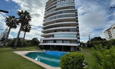 Departamento en Venta en Amplio departamento con espectacular vista al mar y piscina. Playa Las Cadenas. Áreas verdes y privilegiada ubicación