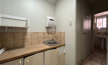 Oficina en Arriendo en Irarrazaval con Pedro de Valdivia
