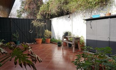 Local Comercial en Arriendo en Las Hualtatas / Gerónimo de Alderete