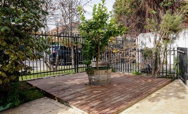 Local Comercial en Arriendo en Las Hualtatas / Gerónimo de Alderete