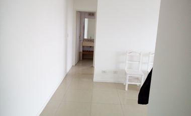 EXCELENTE DEPARTAMENTO DE 2 AMB. CON COCHERA CUBIERTA, EDIFICIO SYRAH. AV. CENTENARIO 2360 SAN ISIDRO BECCAR.