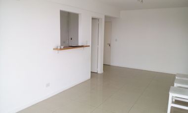 EXCELENTE DEPARTAMENTO DE 2 AMB. CON COCHERA CUBIERTA, EDIFICIO SYRAH. AV. CENTENARIO 2360 SAN ISIDRO BECCAR.